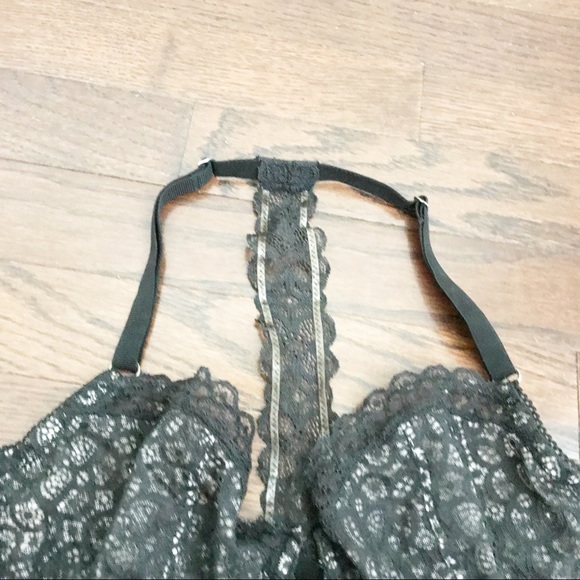 VS FREE W/ Purchase - Picture 4 of 6